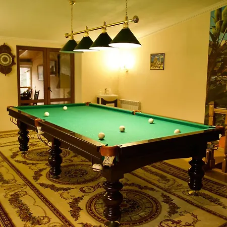 فندق петрос Family