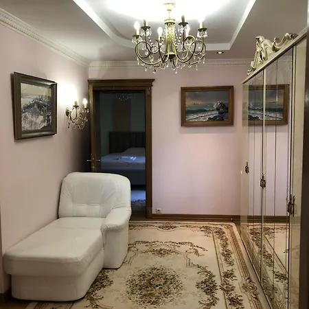 петрос Family * ياريمتشي