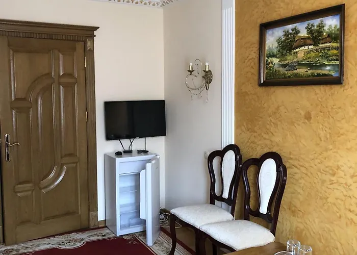 Отель петрос Family *