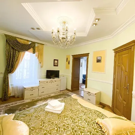 Hotel петрос Family