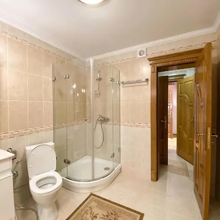 петрос Family Hotel Yaremche