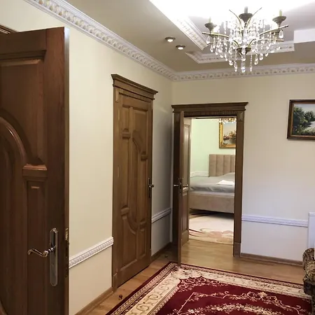 петрос Family *